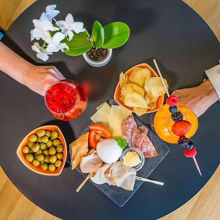 Ibis Firenze Prato Est Hotel 3*