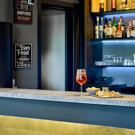 Ibis Firenze Prato Est 3* カンピ・ビセンツィオ