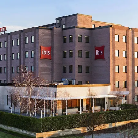 Ibis Firenze Prato Est Hotel 3*